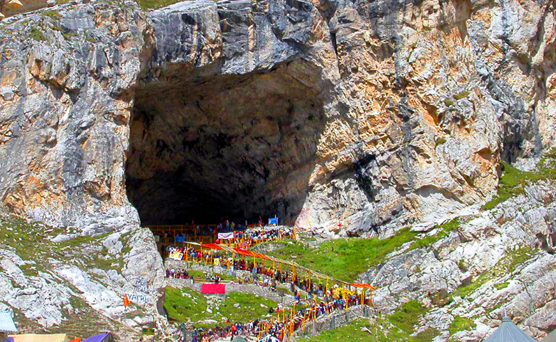 img/Amarnath-Cave.jpg